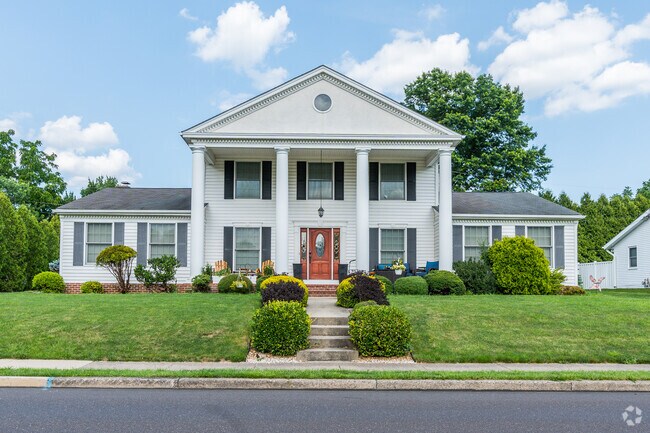 Indulge in Quakertown's luxurious residences.