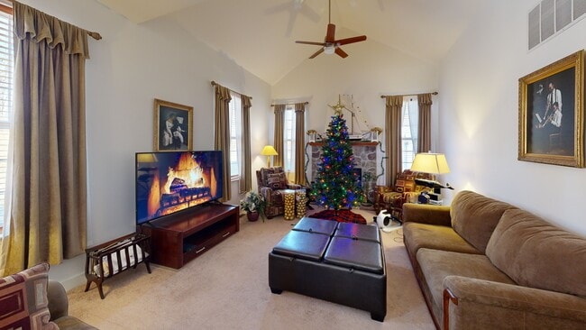 3500 Torrington Dr, Manchester, MD 21102 - photo 2