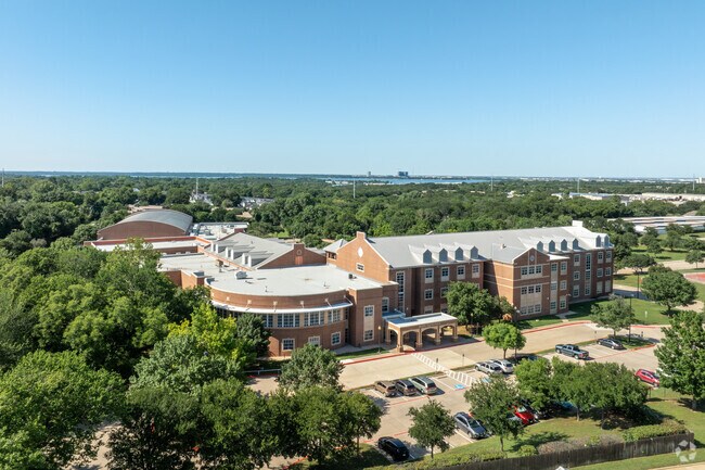 Grapevine Middle School in Grapevine.