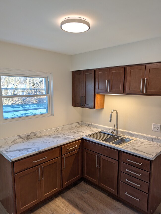 1213 N Indiana St unit 4B, Griffith, IN 46319 - photo 3