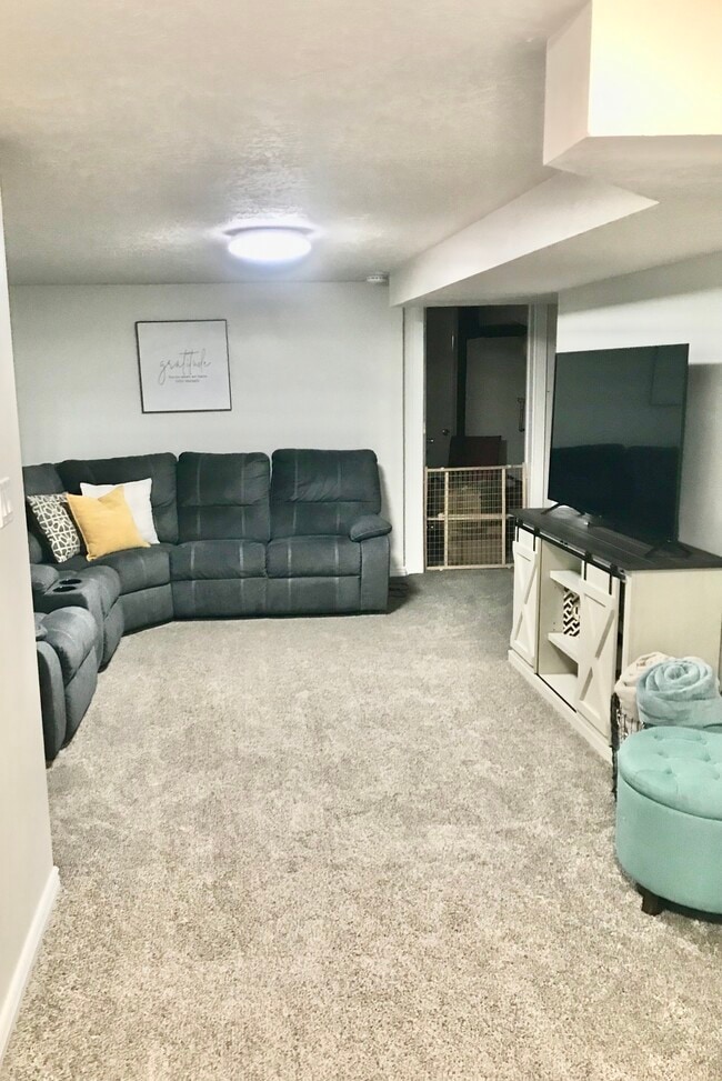 544 S Carterville Rd unit 2 Bedroom River Bott, Orem, UT 84097 - photo 4