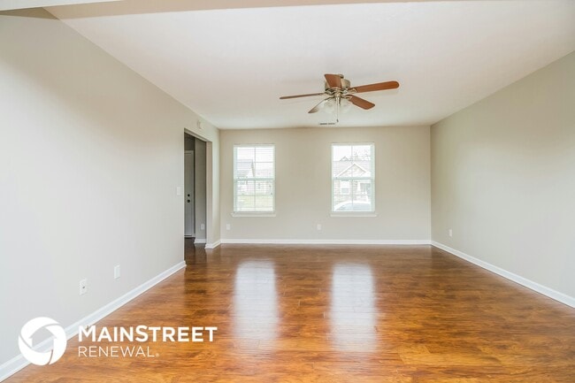 611 Rock Gln Trace, Smyrna, TN 37167 - photo 2