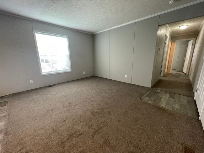 16185 Notre Dame St, Clinton Township, MI 48038 - photo 7