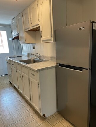 22 Grove Ave Unit 3, Glens Falls, NY 12801