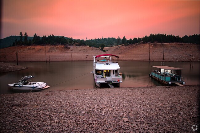 Smoke from recent fires made a red sunset while house-boating on Shasta Lake.