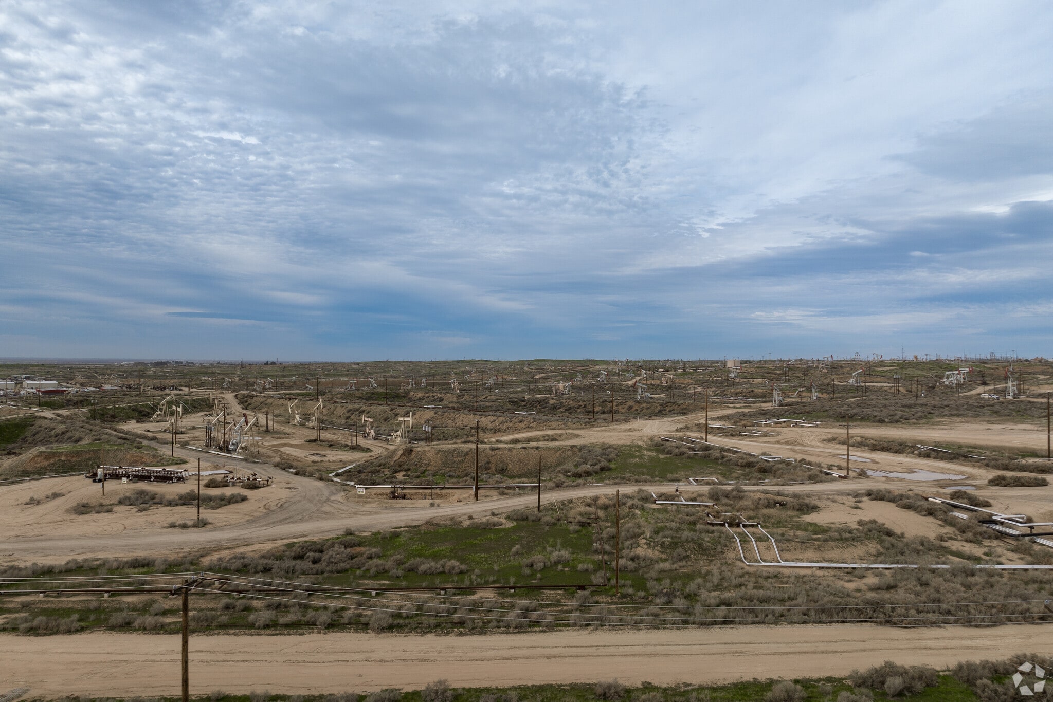 Oildale is well known for the Oilfields in North Bakersfield.