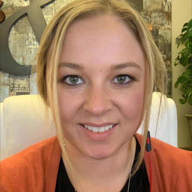 Agent Photo