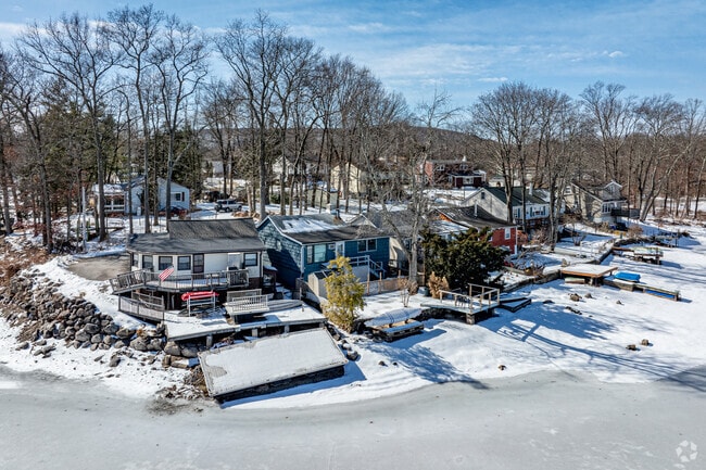 Cozy Lake in Oak Ridge is a quiet lake community with scenic surroundings and a welcoming atmosphere.