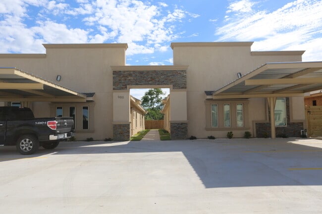 900 E Myrtle Beach Ave unit 1, McAllen, TX 78503 - photo 3