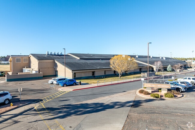 Whipple Ranch Elementary School encourages students to help others.