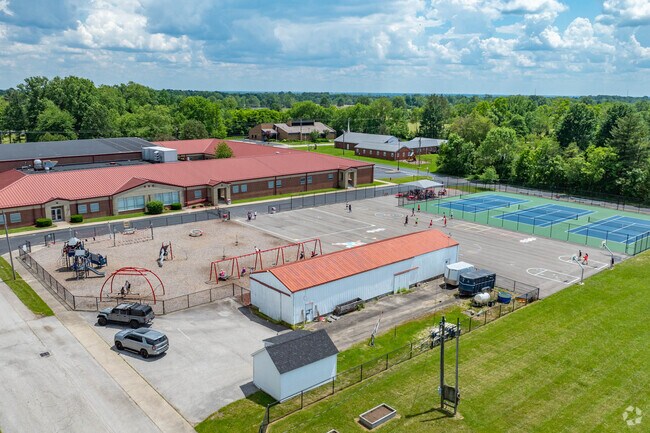 Felicity residents can start their child's education at Felicity-Franklin Elementary School.