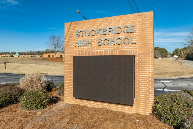 Stockbridge High School has 1531 students.