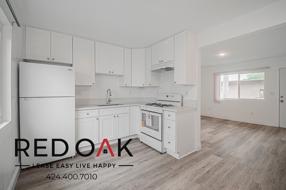 724 Wilmington Blvd unit 6, Los Angeles, CA 90744 - photo 1