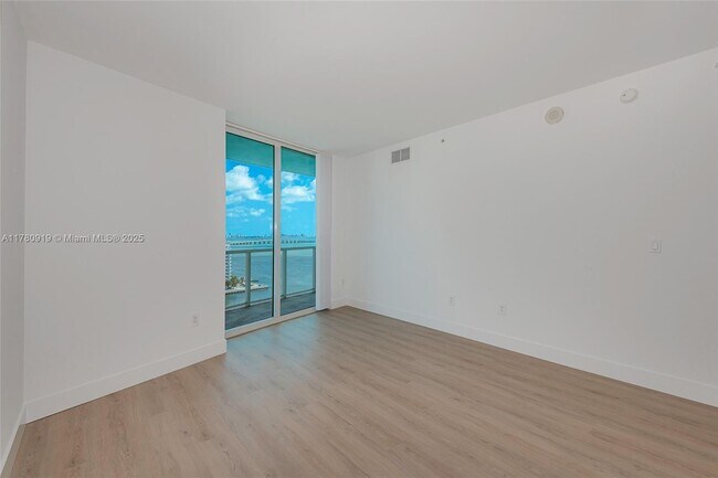 Quantum On the Bay unit 1604, Miami, FL 33132 - photo 6