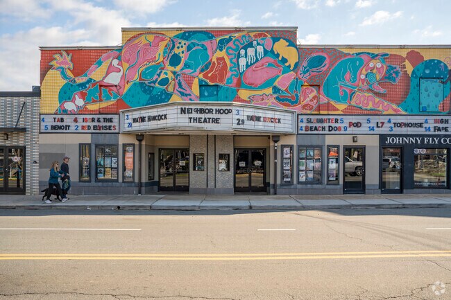 Noda is a great small area filled with murals, dining, shopping and other entertainment.