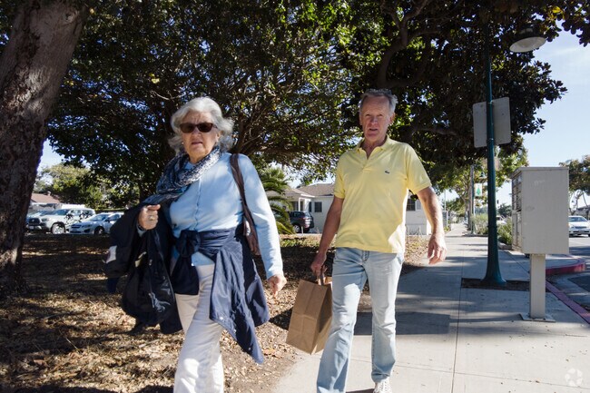 Canalino Village is a very walkable community.