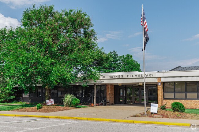 Elwood Haynes Elementary School, in Kokomo, has an overall Niche rating of C.