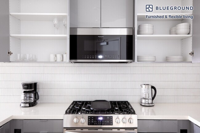 610 Del Sol Dr unit FL6-ID13, San Diego, CA 92108 - photo 6