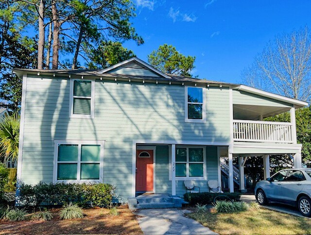 224 Columbus Dr unit CARRIAGE HOUSE Upper, Savannah, GA 31405 - photo 2