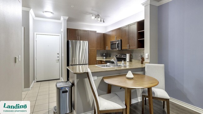 15777 Quorum Dr unit 2122, Addison, TX 75001 - photo 5