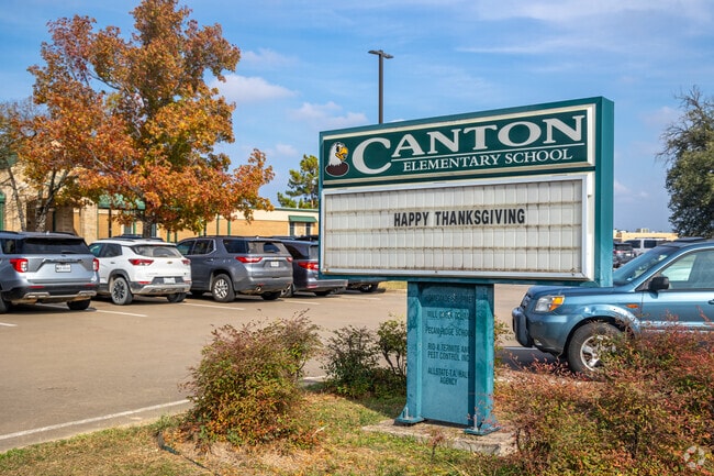 Canton Elementary receives a B+ grade from Niche, and serves children in Canton and beyond.