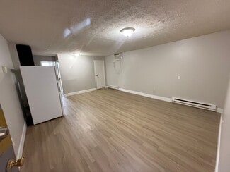 1209 W Galbraith Rd, Cincinnati, OH 45231