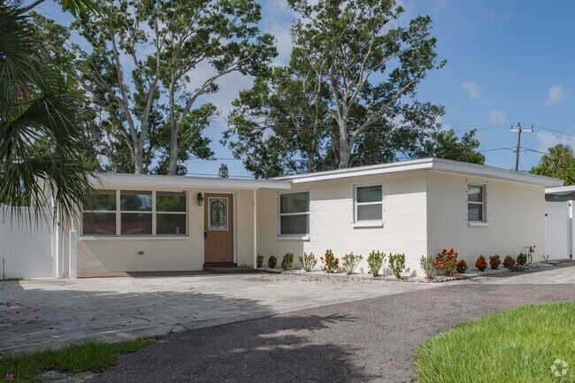 Modest ranch-style homes in Palm Hill are sought after because of the proximity to Largo's small downtown.