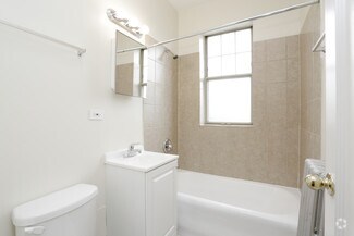 1344 W Lunt Ave, Chicago, IL 60626