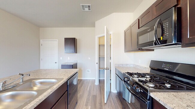 9172 County Rd 42 St unit 37455833, Jemison, AL 35085 - photo 4