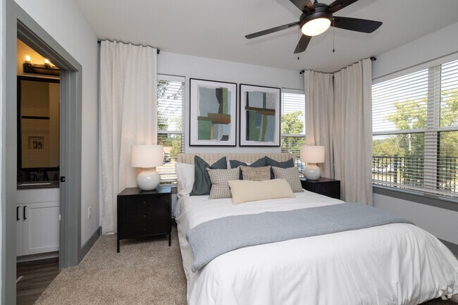 2BR, 2BA - 1,321SF - Primary Bedroom