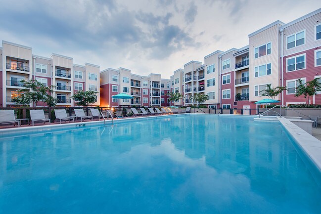 The Ridgewood by Windsor, Fairfax, VA 22030 - photo 3