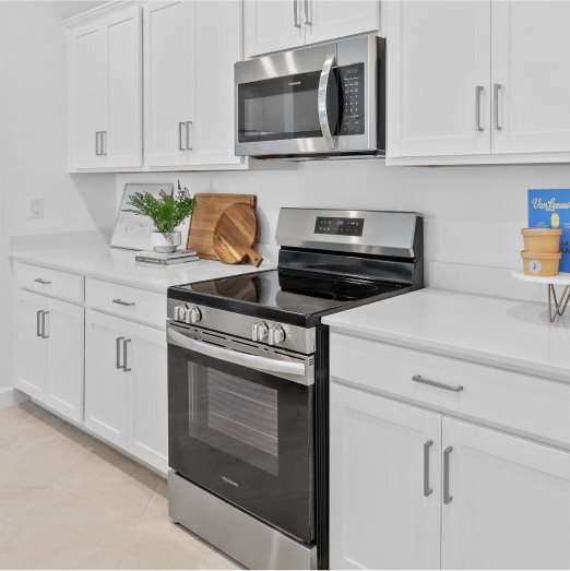 19025 Hinkley Dr, Estero, FL 33928 - photo 4