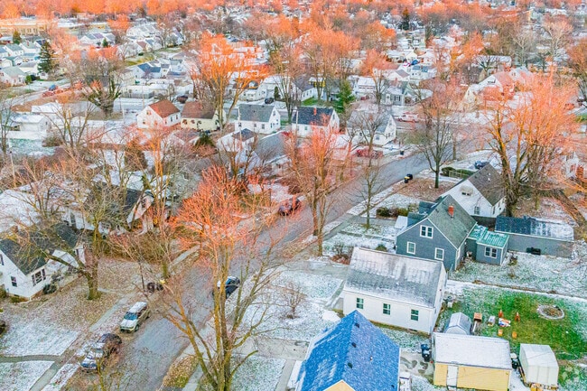 Beautiful sunset light gave Lincoln Park neighborhood a dramatic look.