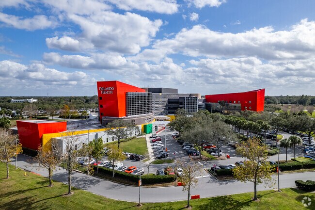 The grand Orlando Health hospital on Colonial drive is very near Prairie Lake.