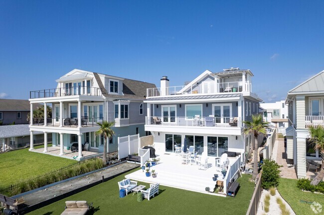 Jacksonville Beach contains many homes with ocean views.