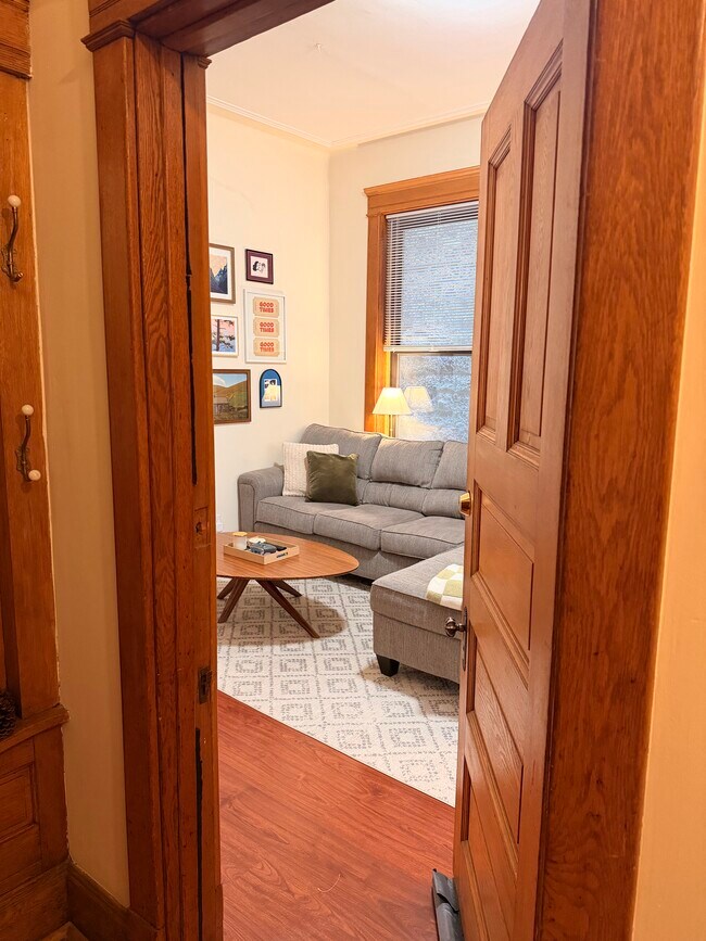 1037 N Damen Ave unit First Floor, Chicago, IL 60622 - photo 4