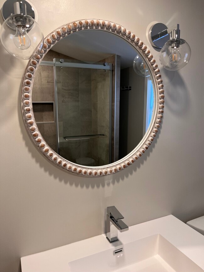 633 Glenview Ave unit 2, Highland Park, IL 60035 - photo 3