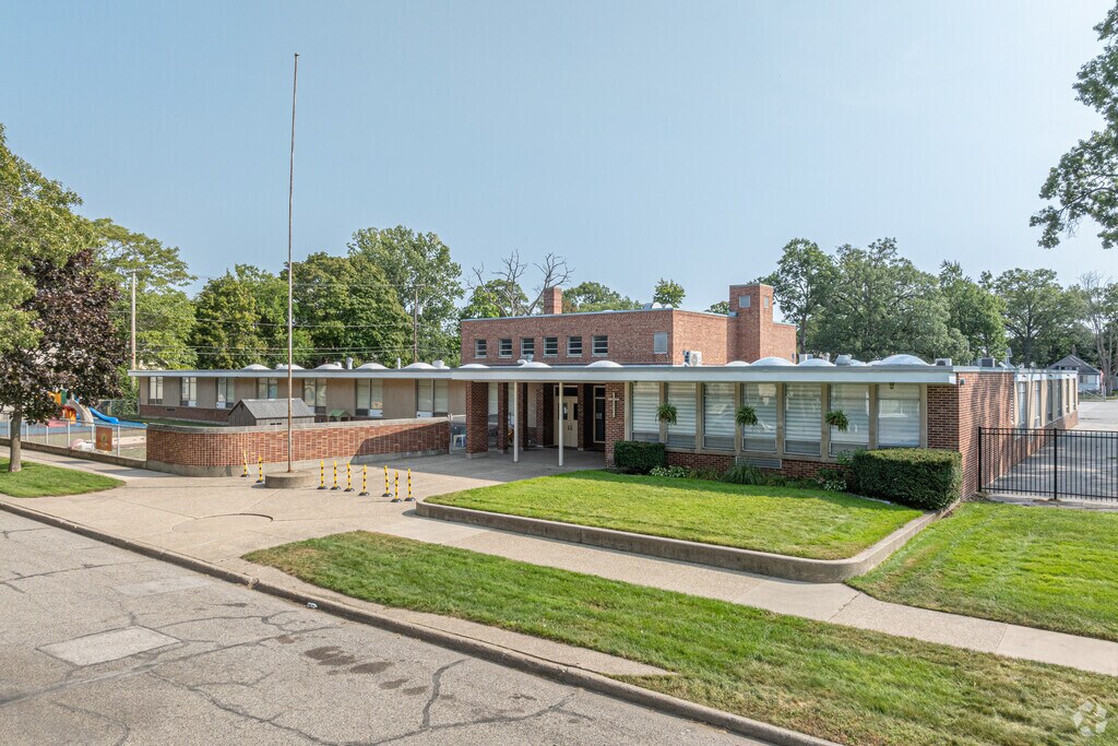 St. Michael Elementary School is located in Muskegon, Michigan.