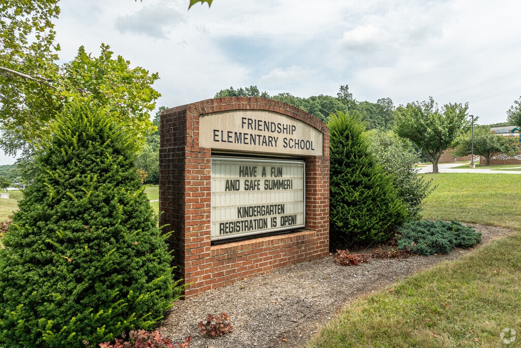 Friendship Elementary School is a public school located in Glen Rock, PA.