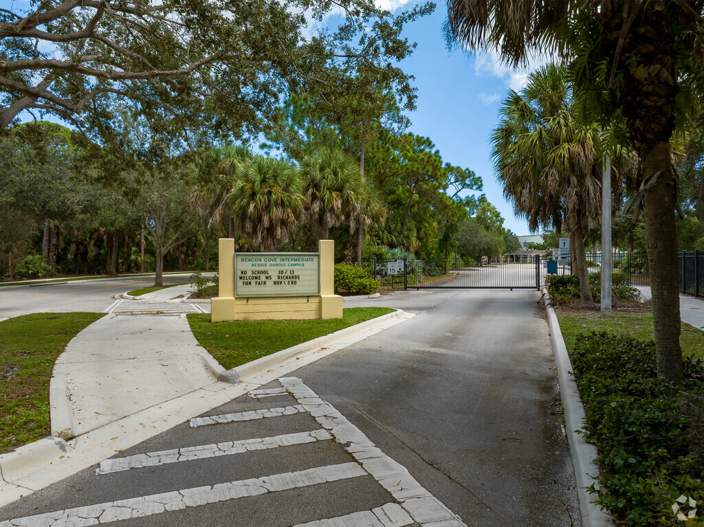 Welcome to Beacon Cove Intermediate School in he Abocoa neighborhood.