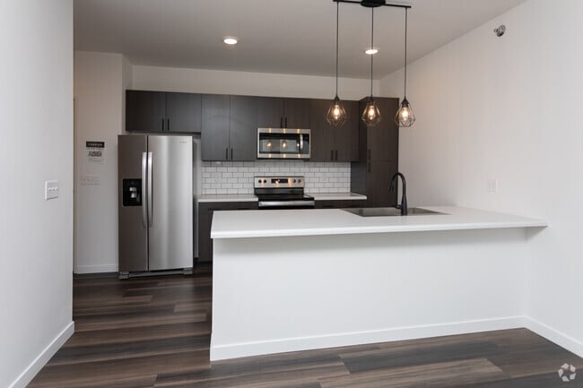 The Landing at 1001 NP, Fargo, ND 58102 - photo 6