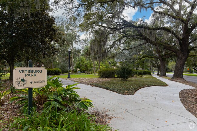 The Vetsburg Park is a small neighborhood park in Ardmore-Gould Estates-Olin Heights.