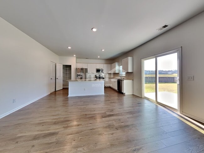 486 Spanish Wells Rd, Hilton Head Island, SC 29926 - photo 4