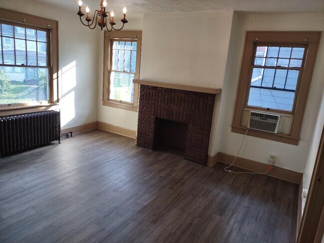 102 Holland Ave unit C, Morgantown, WV 26501 - photo 2