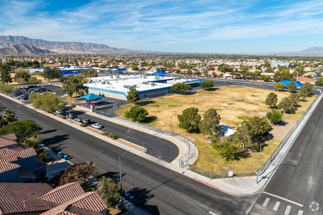 Dorothy Eisenberg Elementary School 1