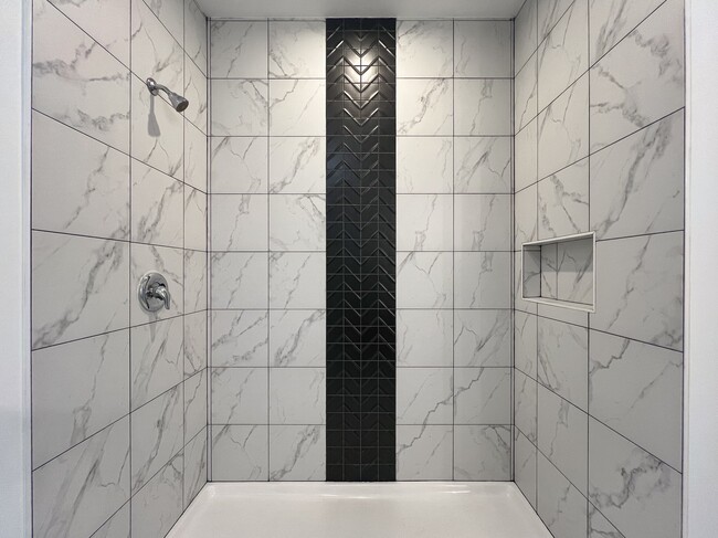 0 Acres On Deerpath St unit 38821886, North Aurora, IL - photo 7