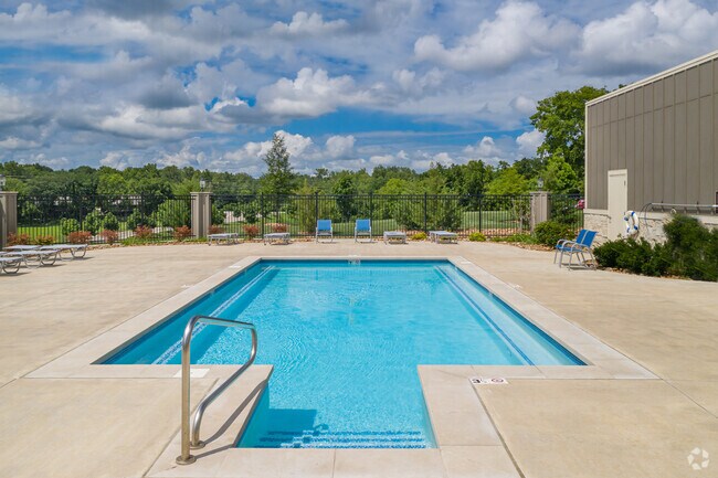 Fairway Flats Pool