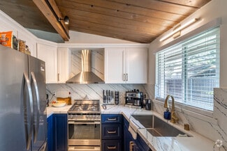 2323 San Juan Ave, Walnut Creek, CA 94597