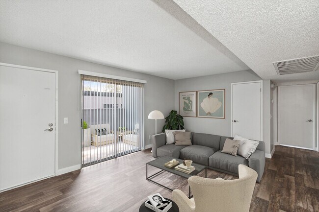 Accent on Rainbow, Las Vegas, NV 89107 - photo 3