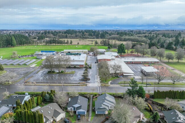 Adams Elementary School has a B grade from Niche.